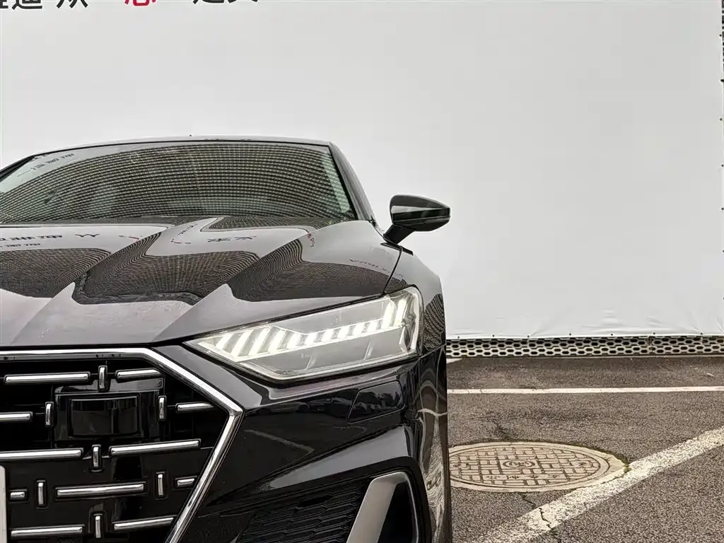 Audi A7L — фото 7