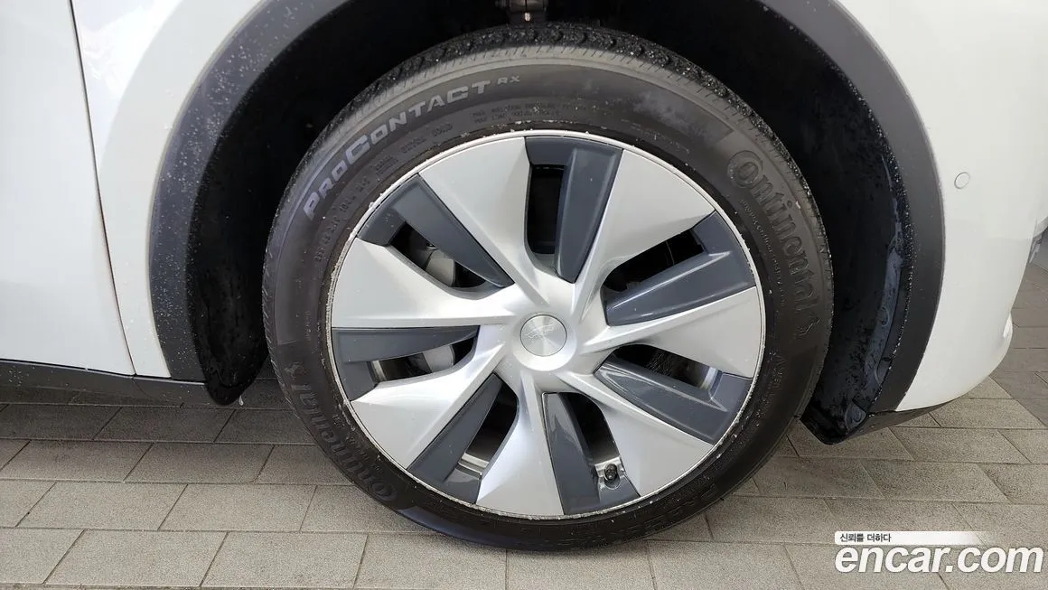 Tesla Model Y 2022 из KR, фото 5
