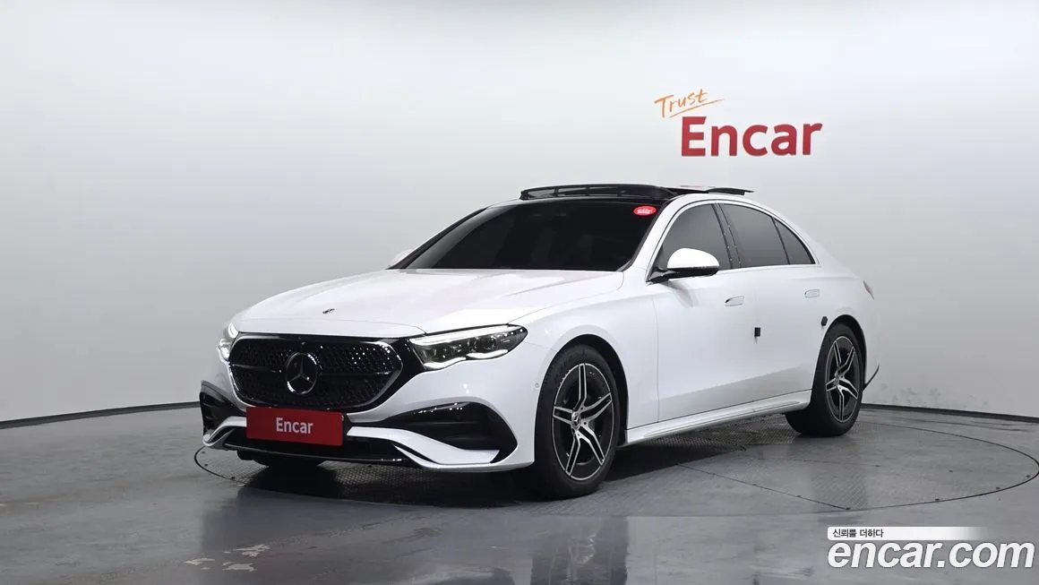 Mercedes-Benz E-Class — фото 1