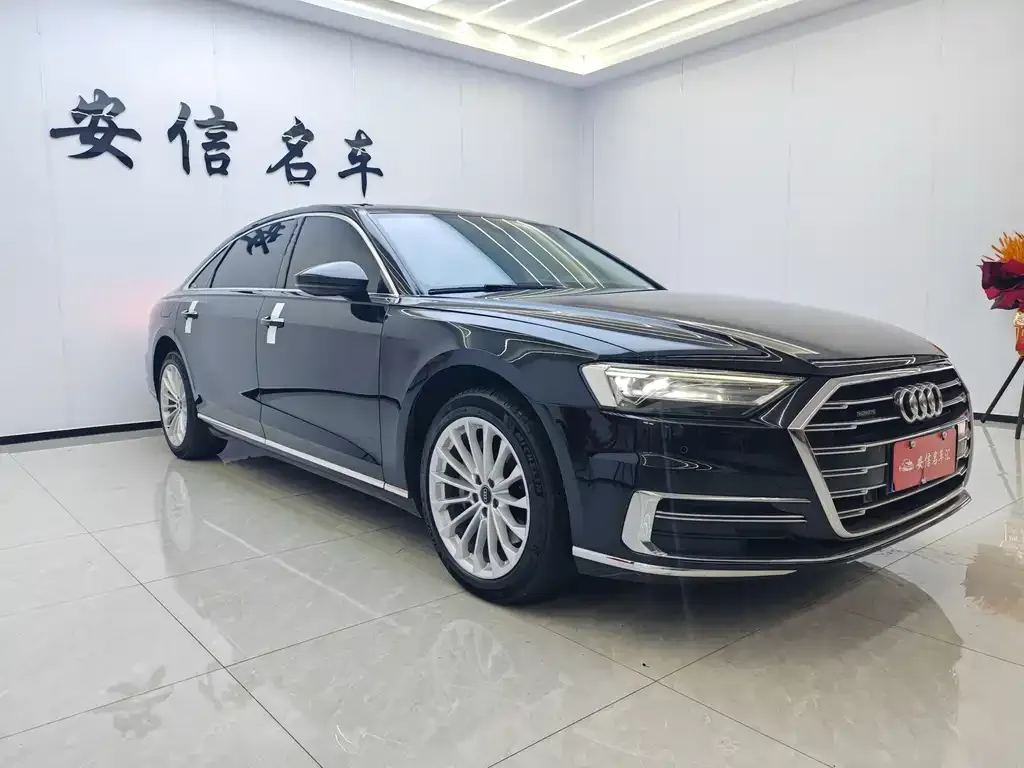 Audi A8 — фото 3