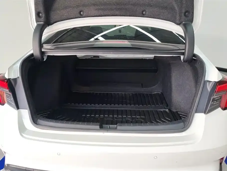 Honda Integra 2023 из CN, фото 4