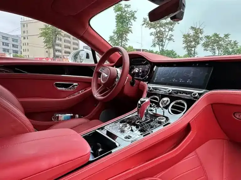 Bentley Continental 2021 из CN, фото 7