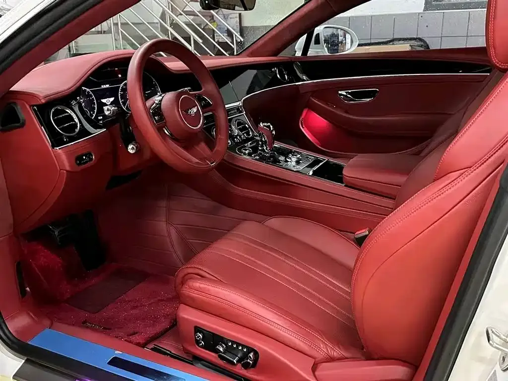 Bentley Continental 2021 из CN, фото 9