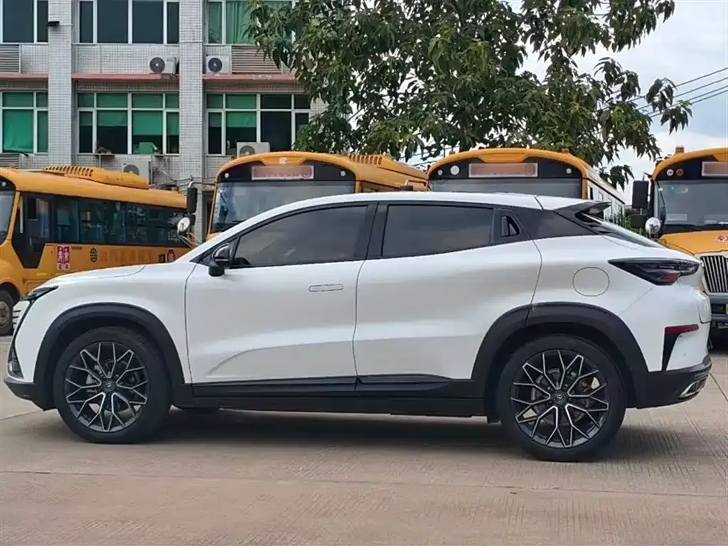 Changan UNI-T 2022 из CN, фото 6