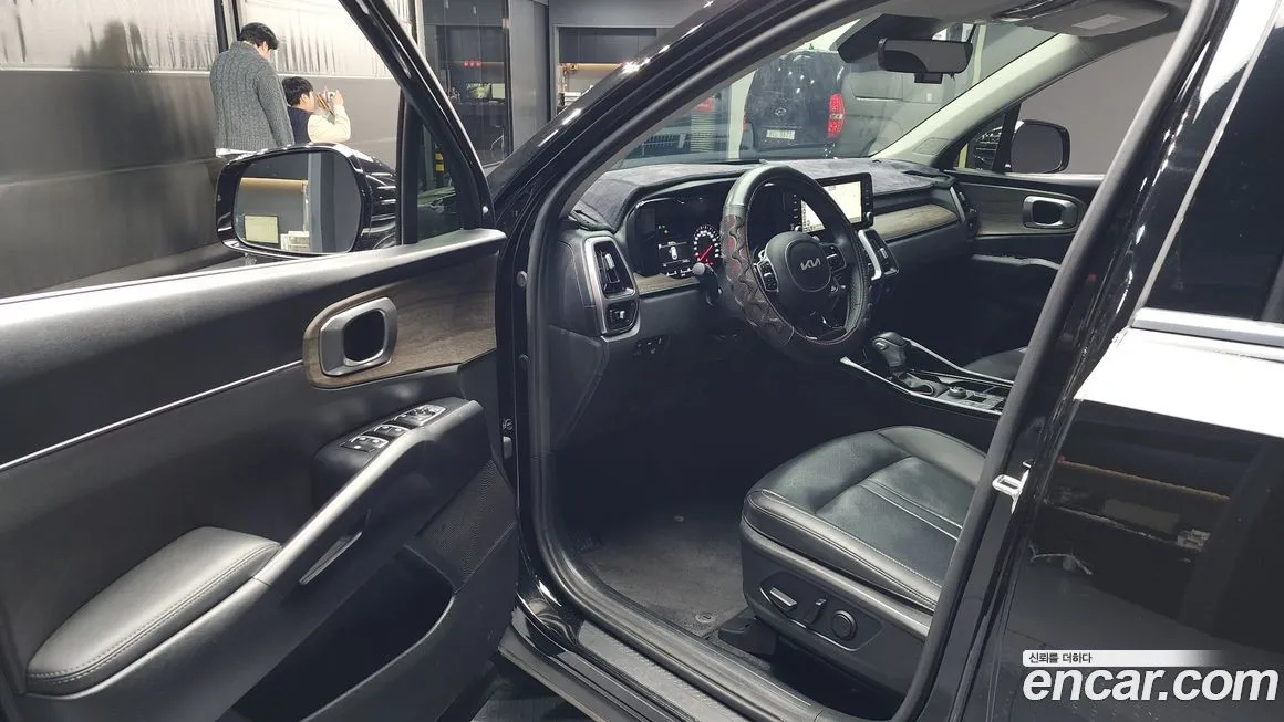 Kia Sorento — фото 10