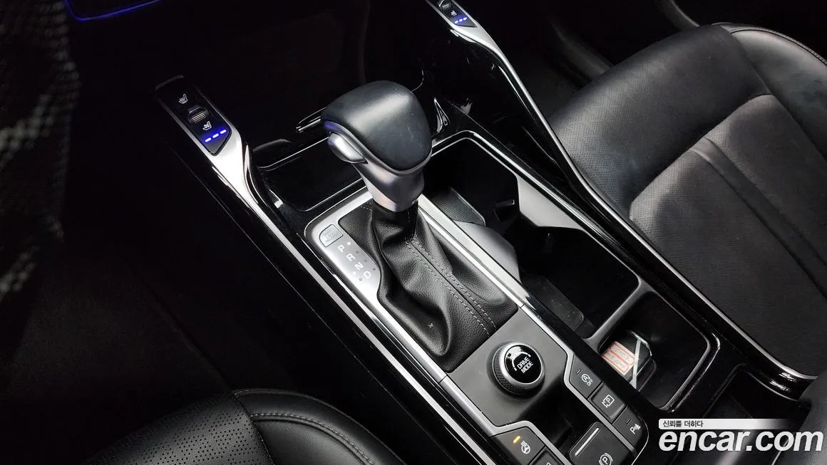 Kia Sorento — фото 9