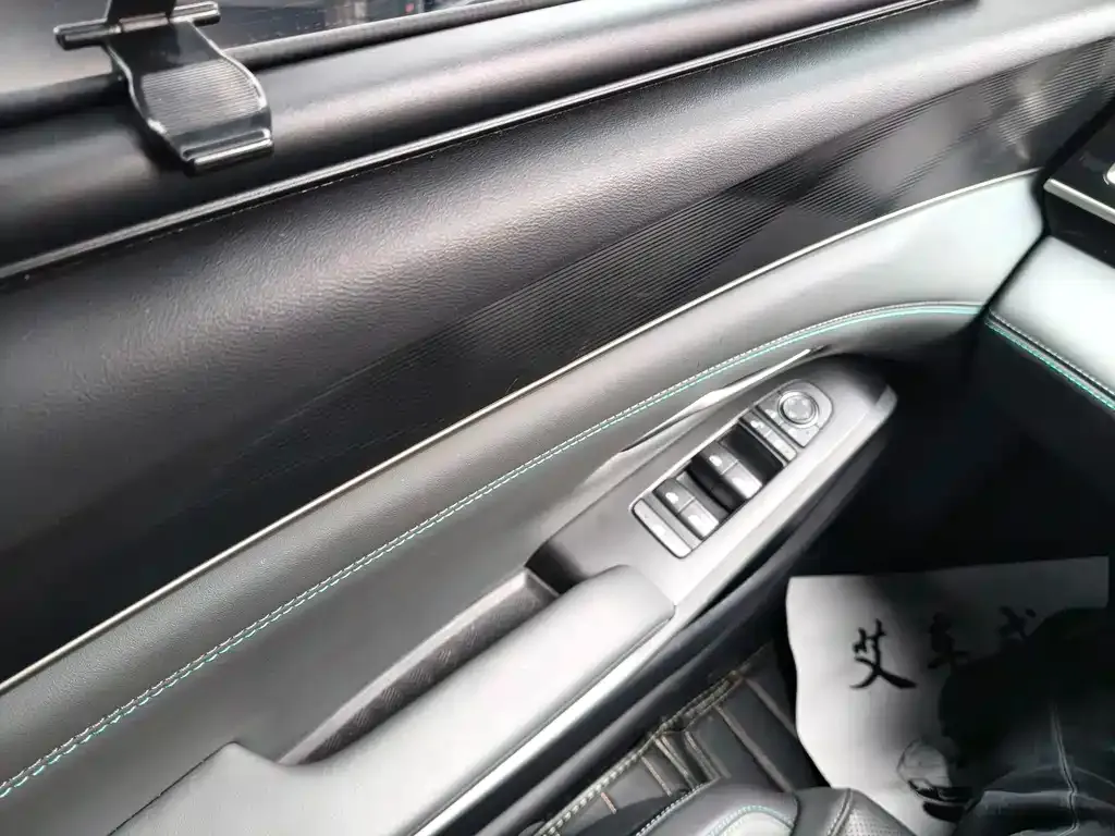 BYD Qin L — фото 10