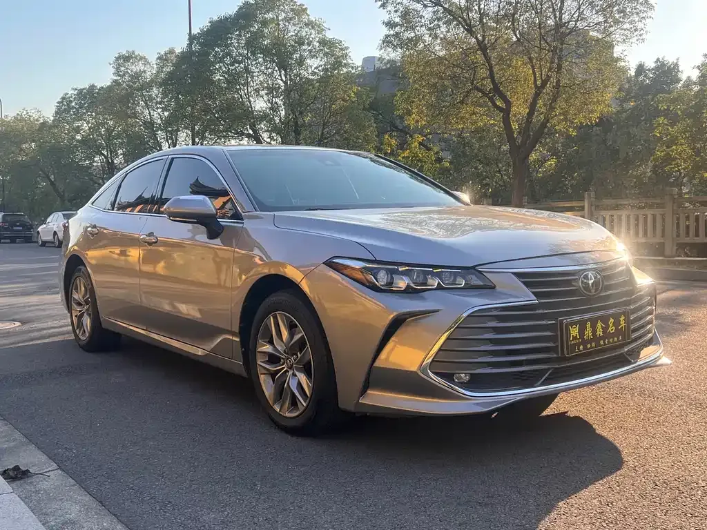 Toyota Avalon 2022 из CN, фото 3