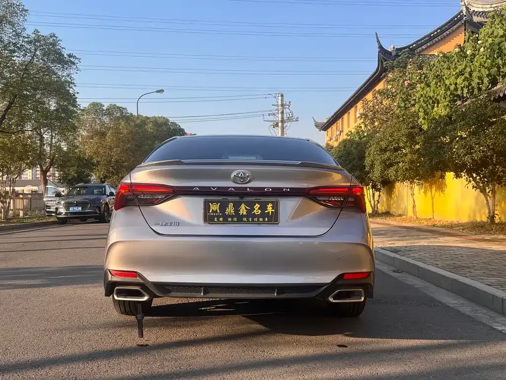 Toyota Avalon 2022 из CN, фото 5