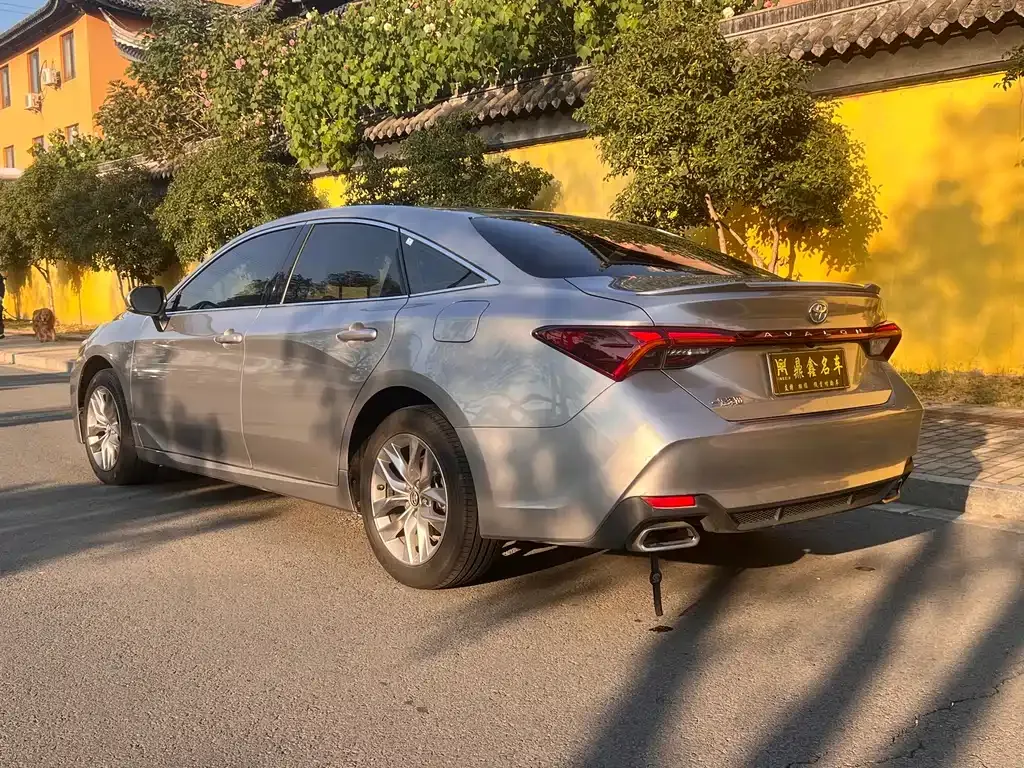 Toyota Avalon 2022 из CN, фото 6