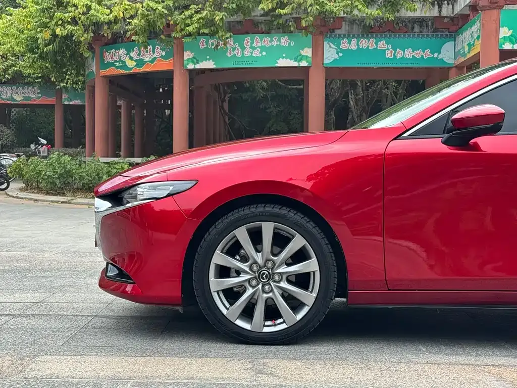 Mazda 3 Axela 2022 из CN, фото 4