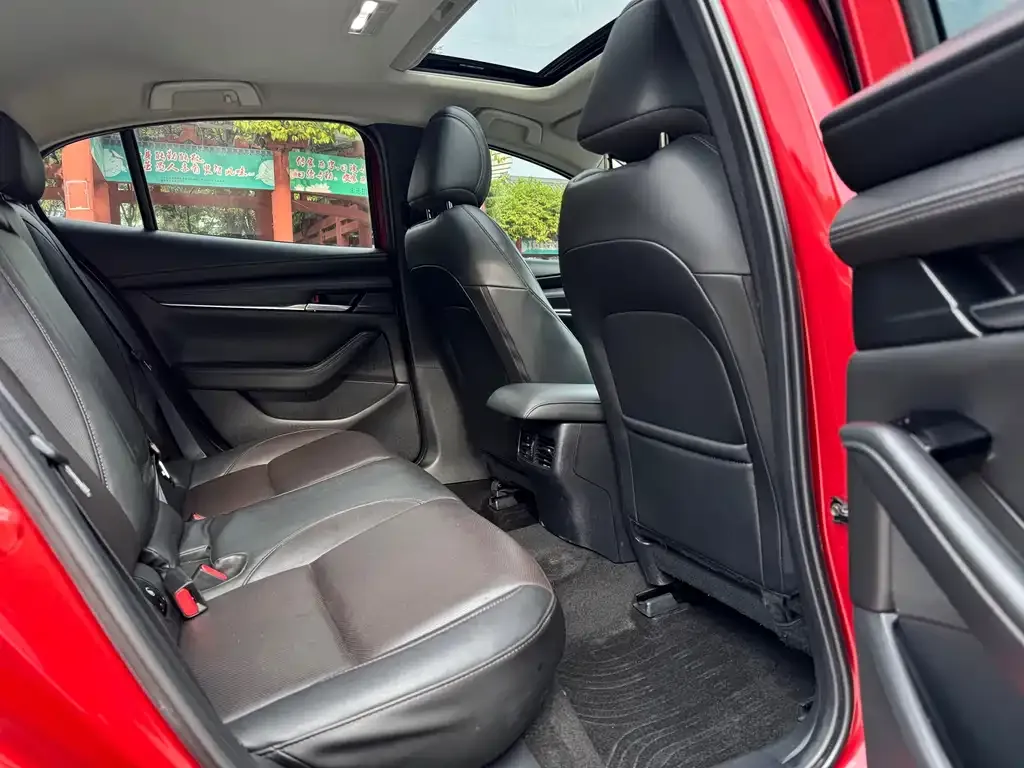 Mazda 3 Axela 2022 из CN, фото 9