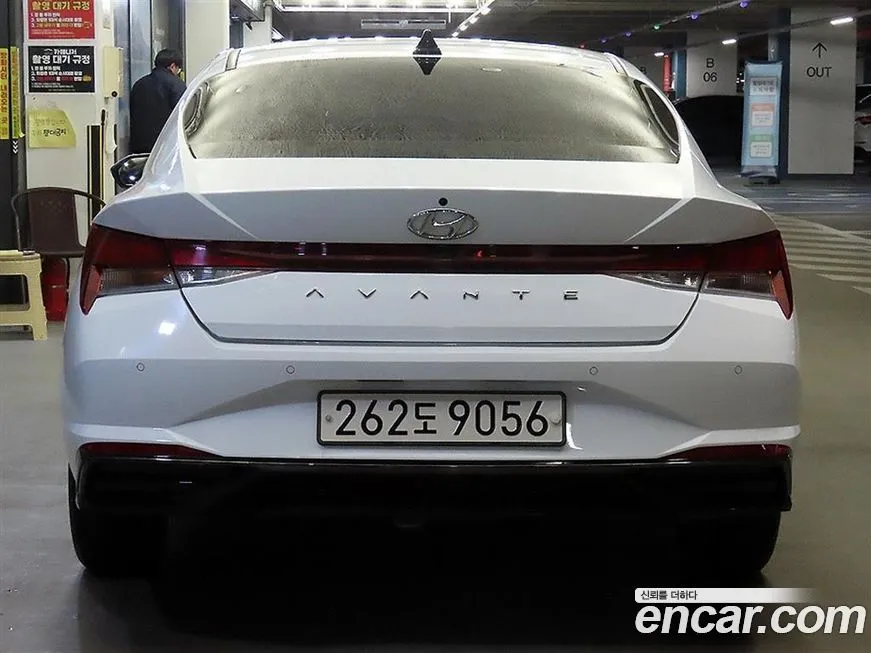 Hyundai AVANTE — фото 5