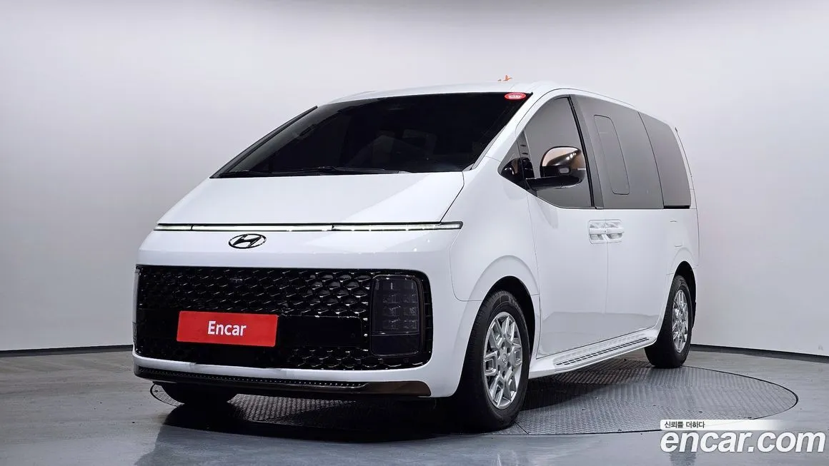 Hyundai Staria 2024 из KR, фото 1