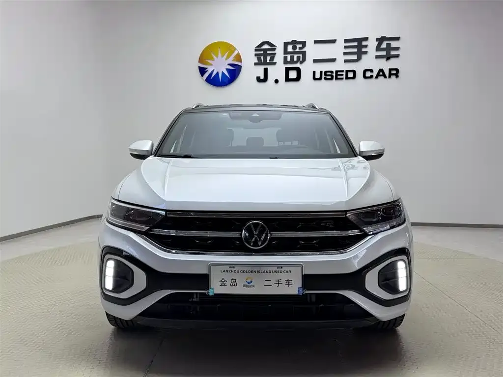 Volkswagen T-Roc 2023 из CN, фото 2