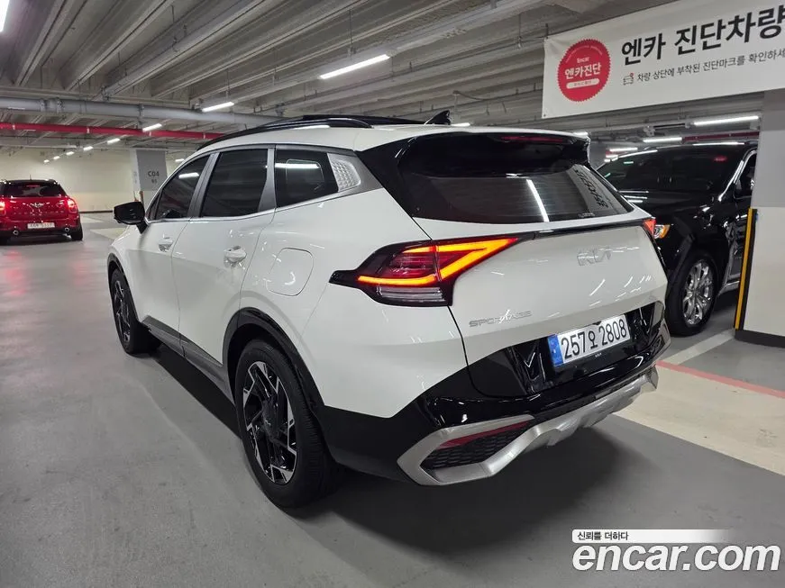 Kia Sportage — фото 8