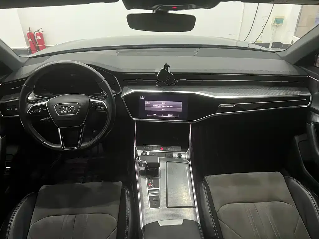Audi A6L 2022 из CN, фото 5