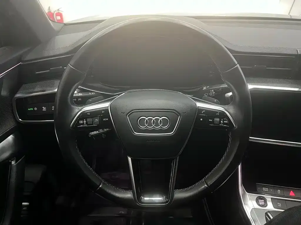 Audi A6L 2022 из CN, фото 7