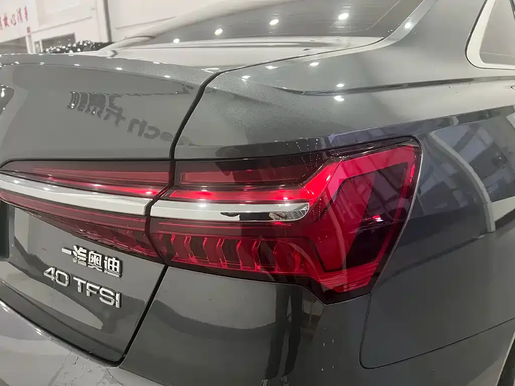 Audi A6L 2022 из CN, фото 9