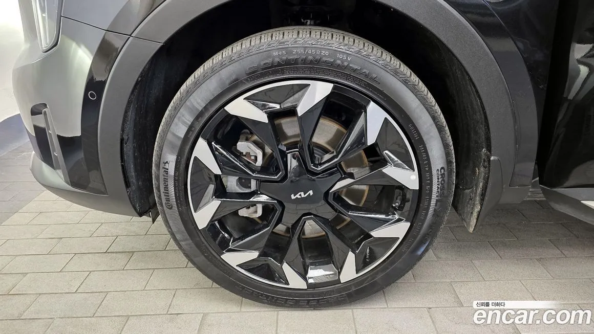 Kia Sorento — фото 5