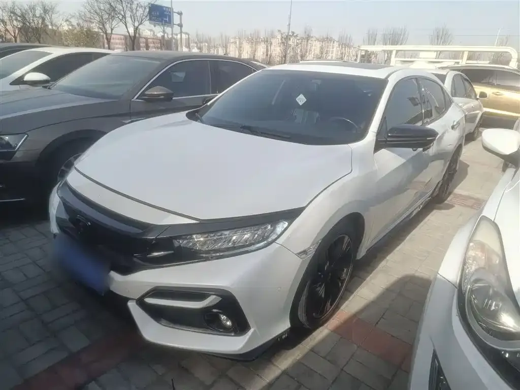Honda Civic 2022 из CN, фото 2