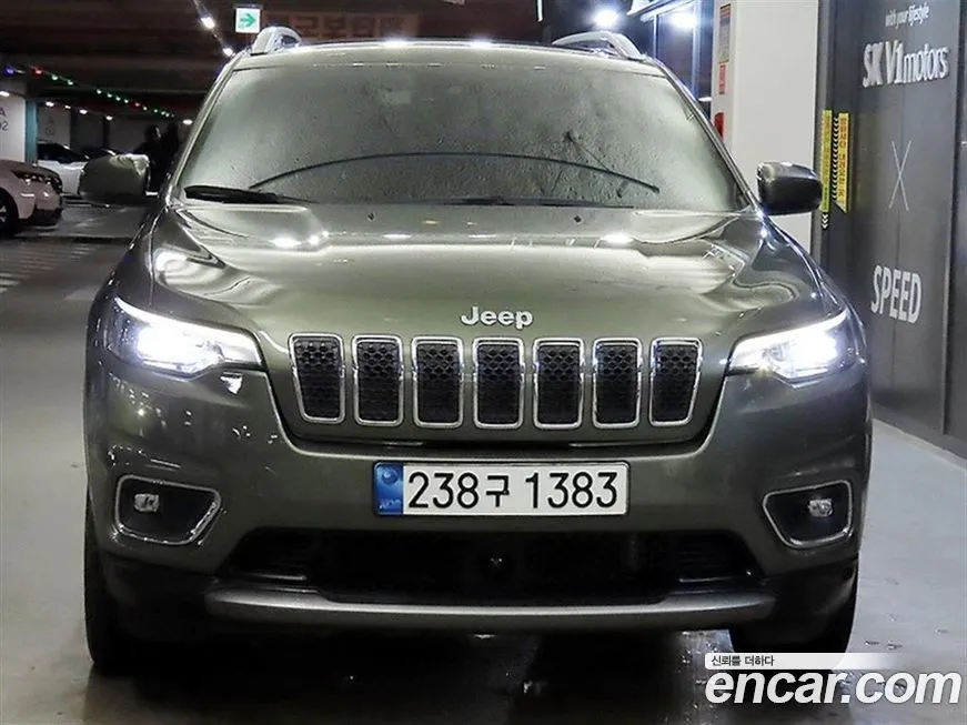 Jeep Cherokee — фото 2