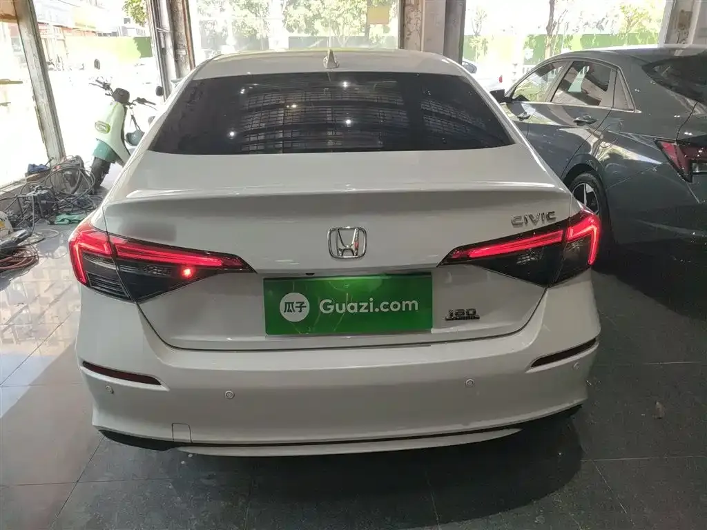 Honda Civic — фото 6
