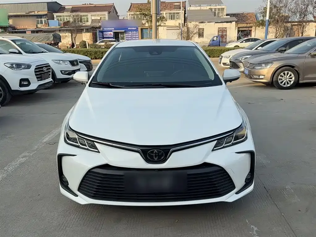 Toyota Corolla — фото 3