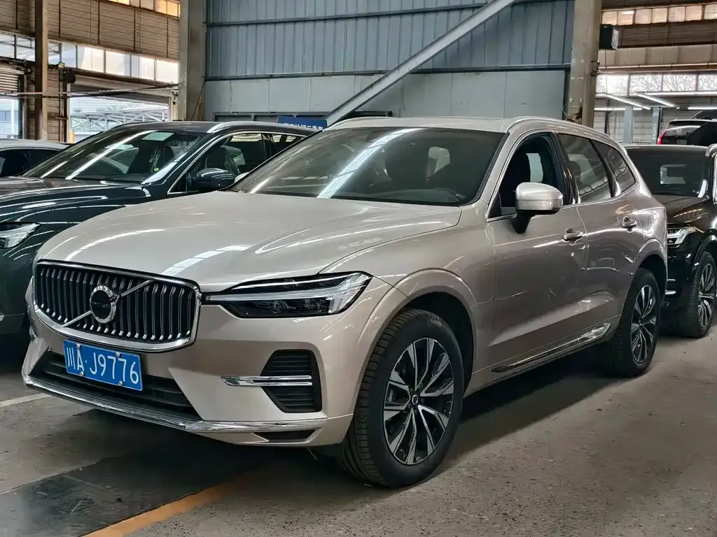 Volvo XC60 2025 из CN, фото 1