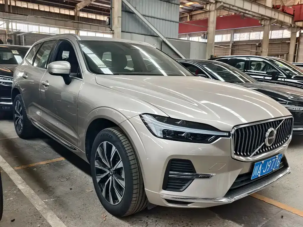 Volvo XC60 2025 из CN, фото 3