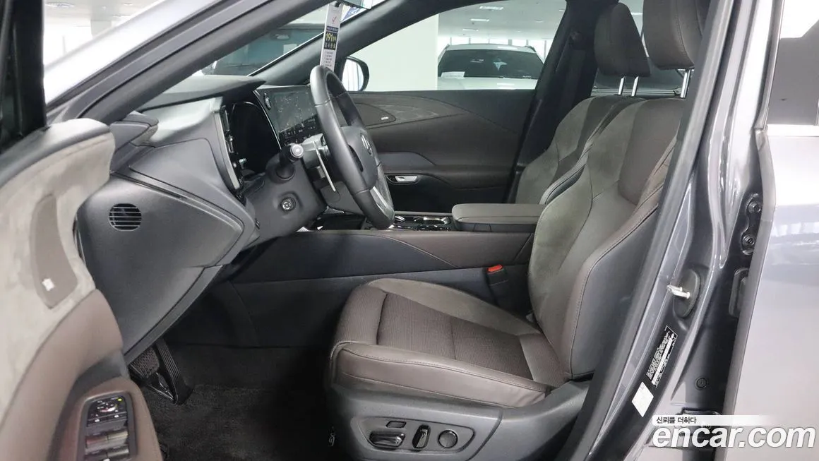 Lexus RX 2025 из KR, фото 9