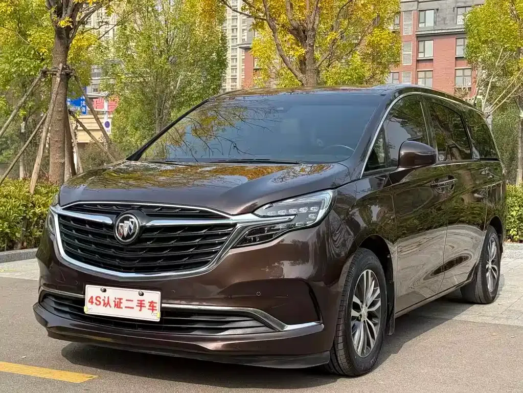 Buick GL8 2021 из CN, фото 2