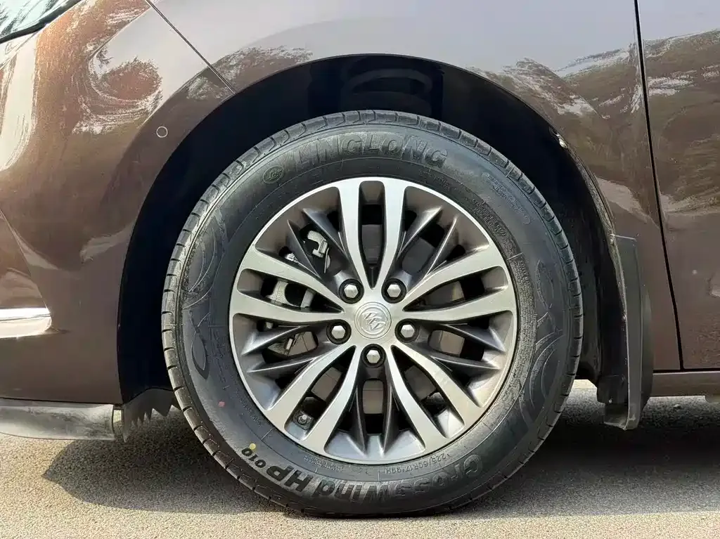 Buick GL8 2021 из CN, фото 5