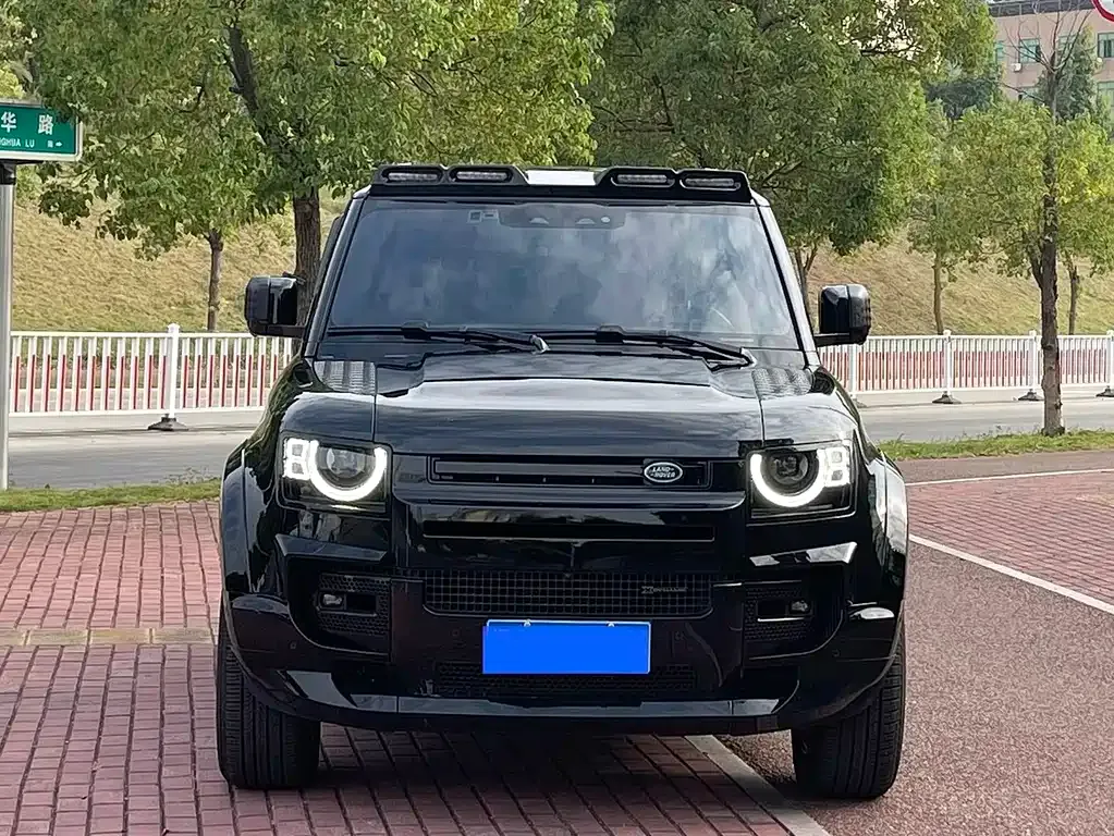 Land Rover Defender — фото 2