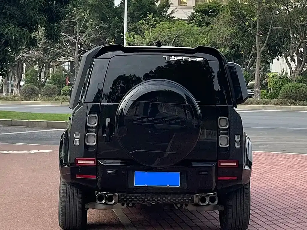 Land Rover Defender — фото 9