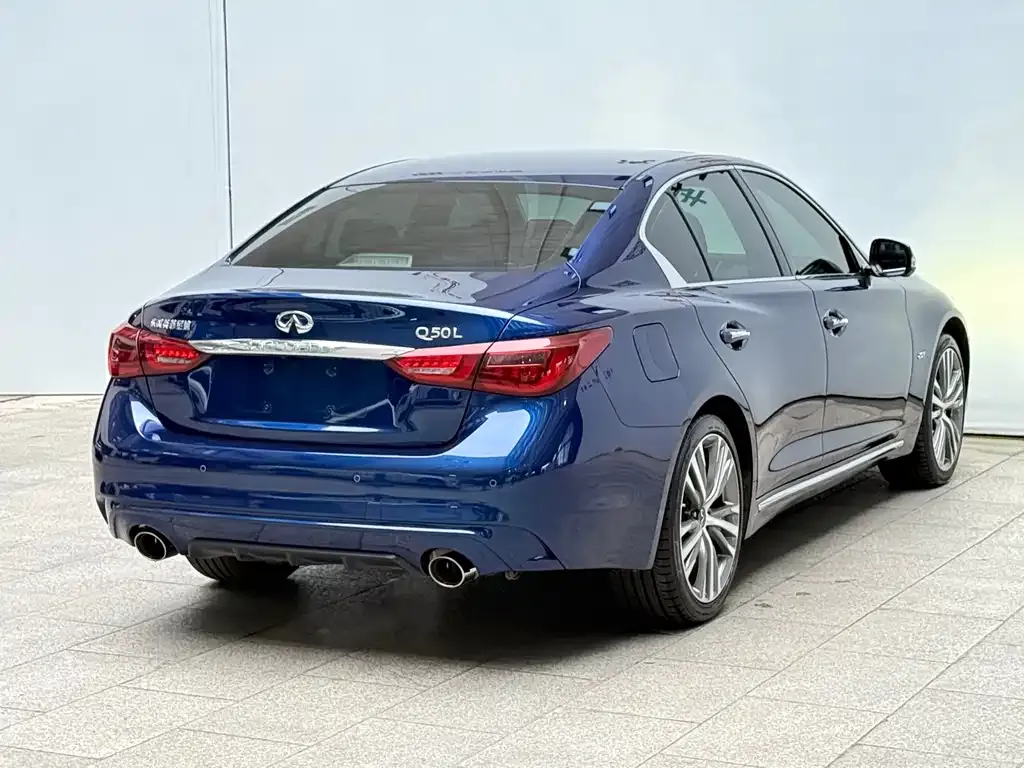 Infiniti Q50L 2023 из CN, фото 5