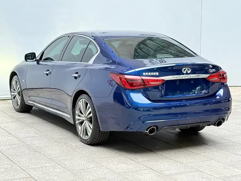 Infiniti Q50L 2023 из CN, фото 7