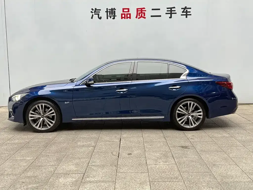 Infiniti Q50L 2023 из CN, фото 8