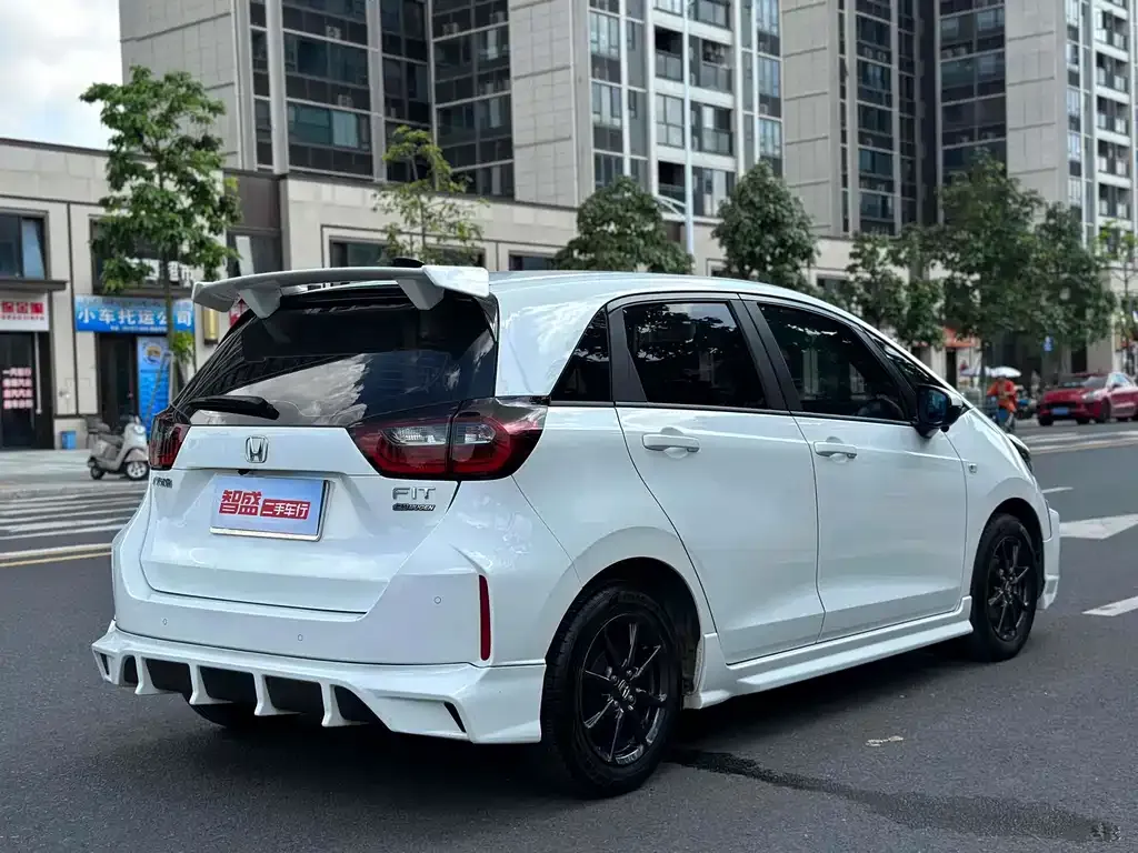 Honda Fit — фото 3