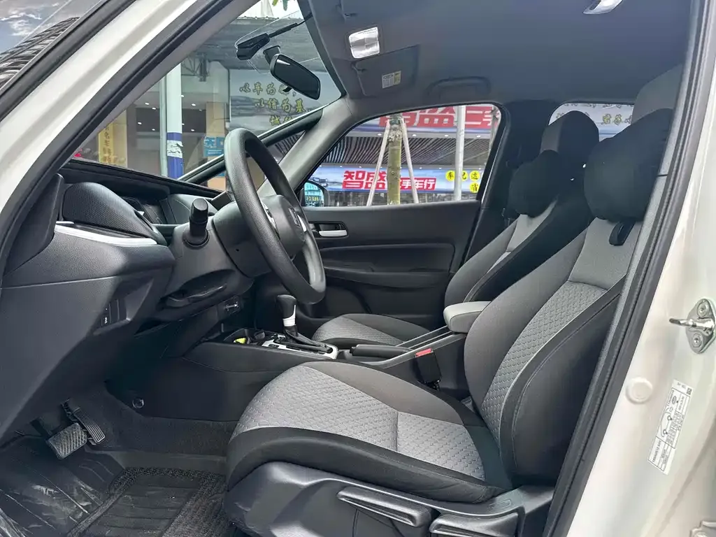 Honda Fit — фото 5