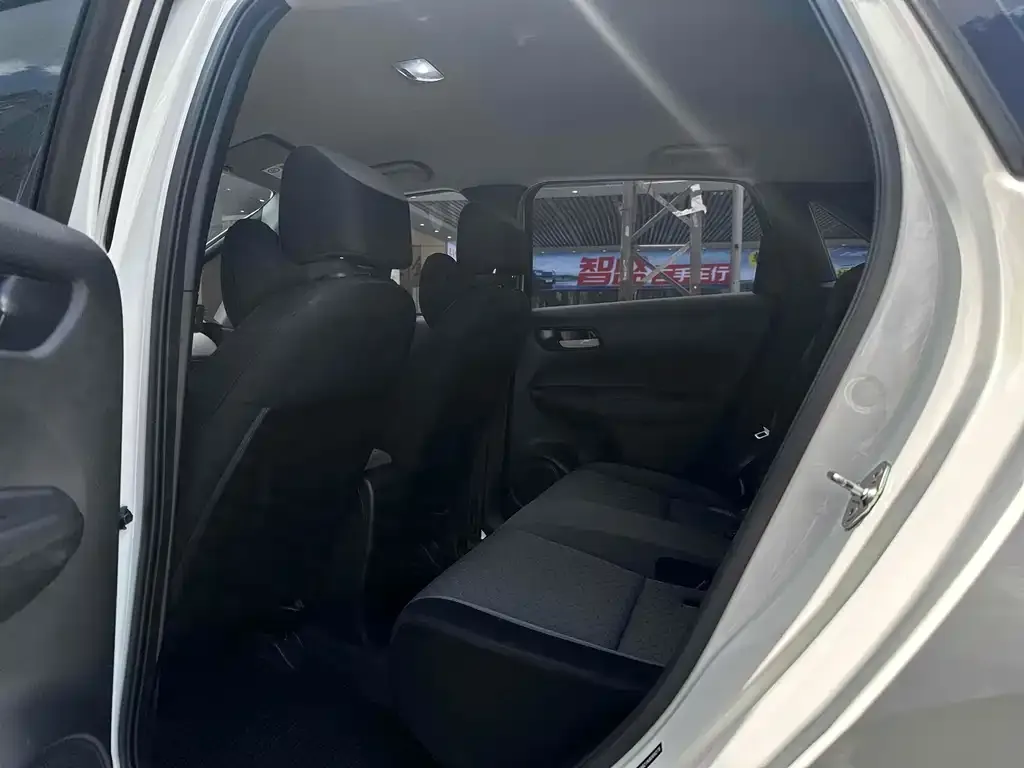 Honda Fit — фото 6