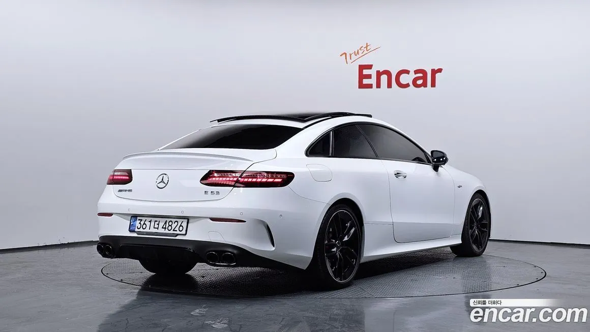 Mercedes-Benz E-Class 2023 из KR, фото 2