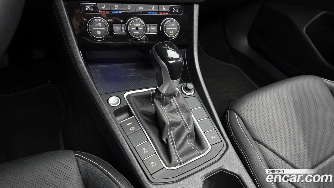 Volkswagen Jetta 2023 из KR, фото 9