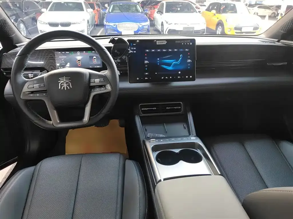 BYD Qin L — фото 10