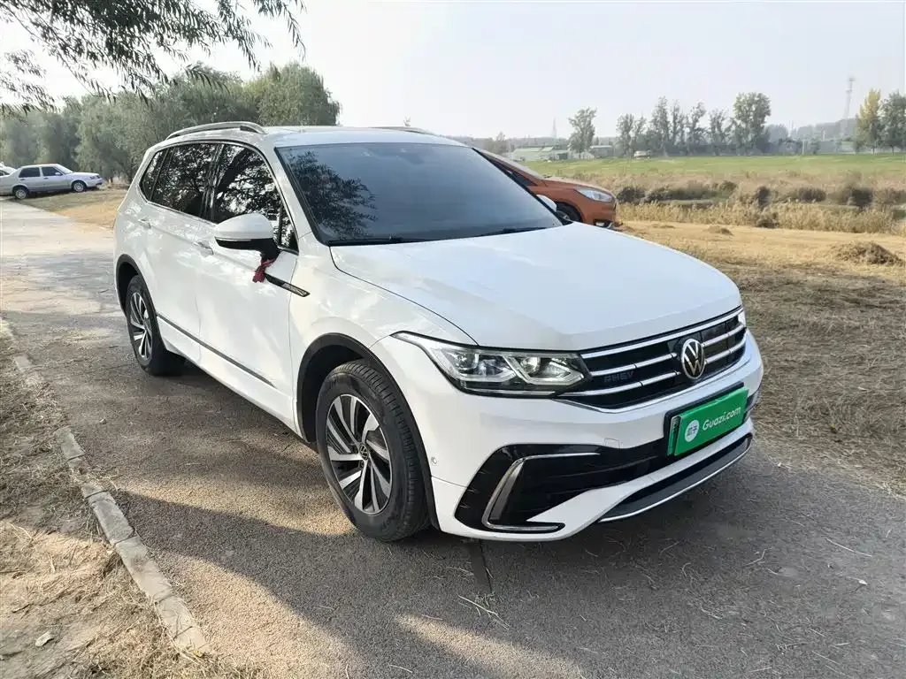 Volkswagen Tiguan L New Energy — фото 4