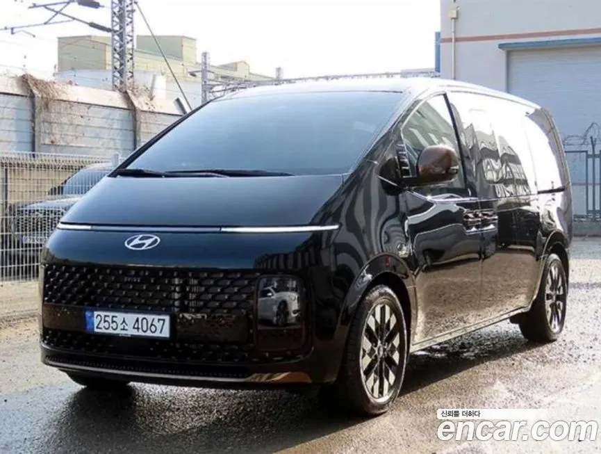 Hyundai Staria 2025 из KR, фото 1