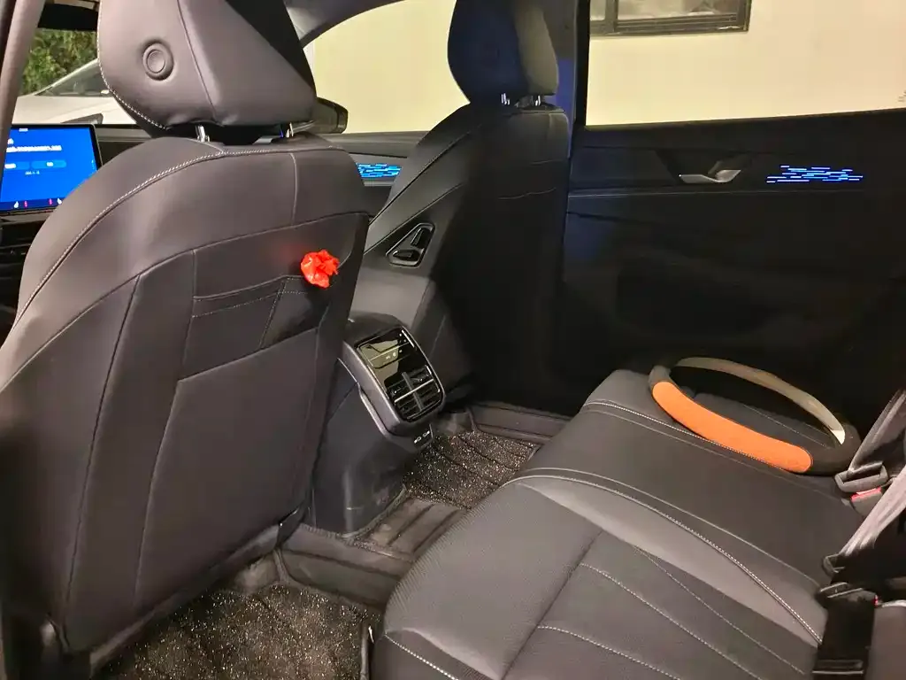 Volkswagen Passat — фото 5