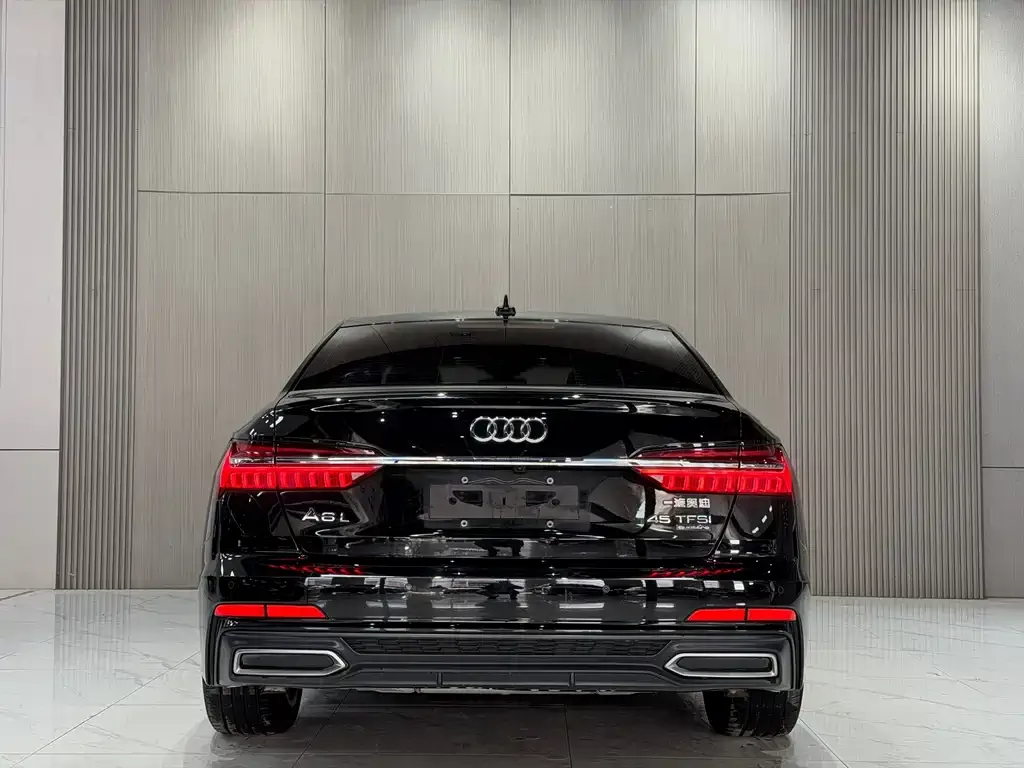 Audi A6L — фото 8