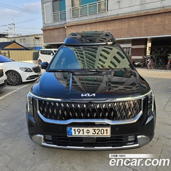Kia Carnival — фото 1