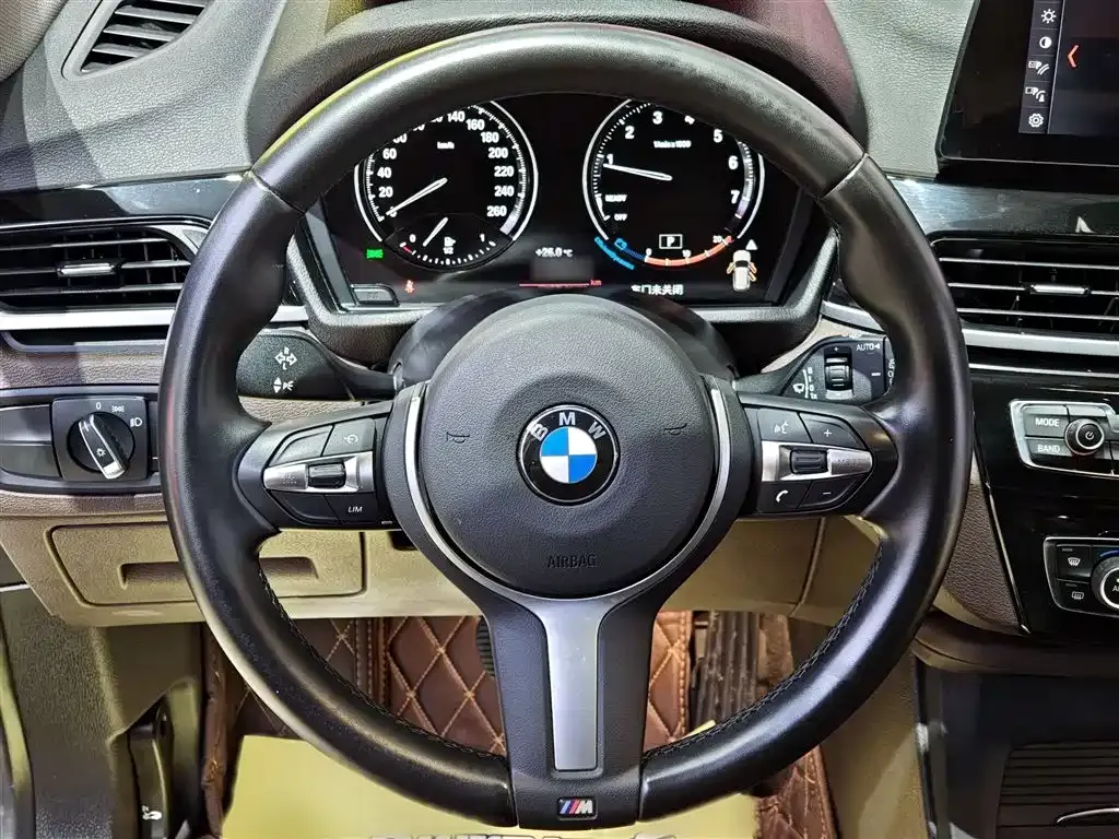 BMW X1 2022 из CN, фото 3